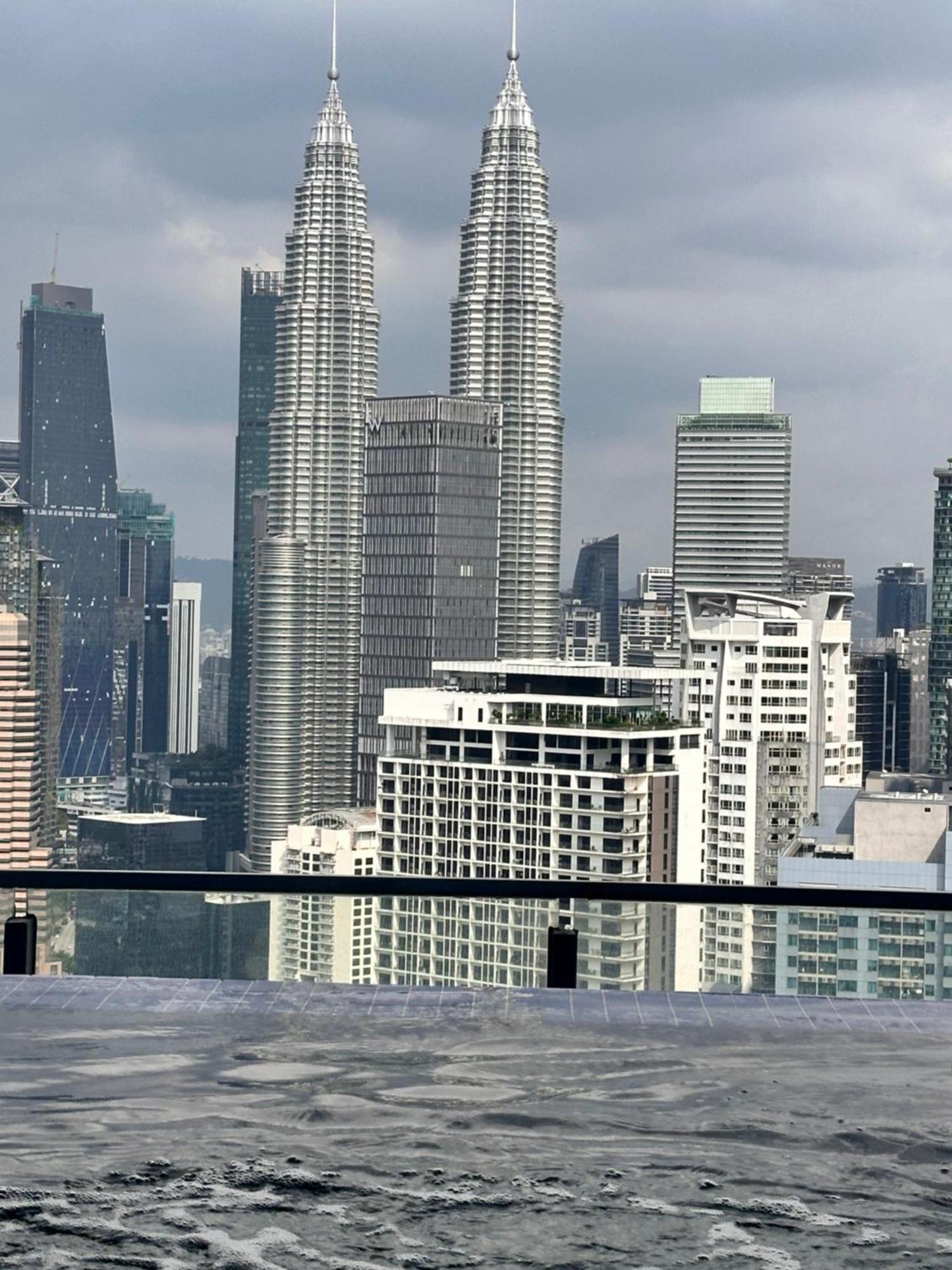 Ferienwohnung The Luxe Infinitum Klcc By Kl Malaysia Kuala Lumpur Exterior foto