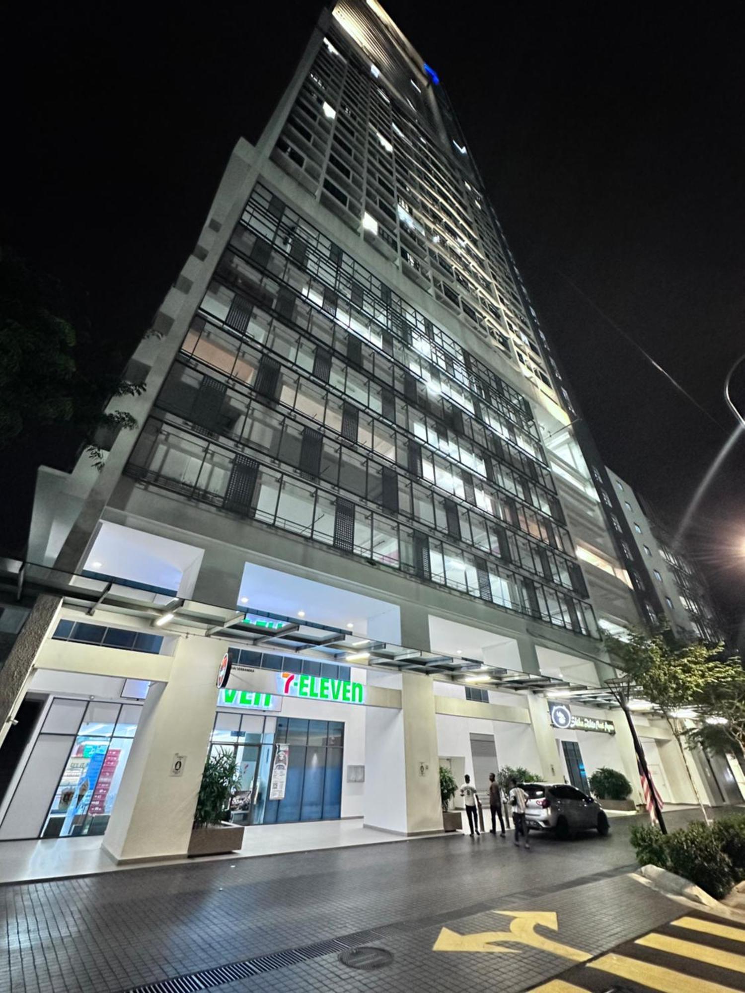 Ferienwohnung The Luxe Infinitum Klcc By Kl Malaysia Kuala Lumpur Exterior foto